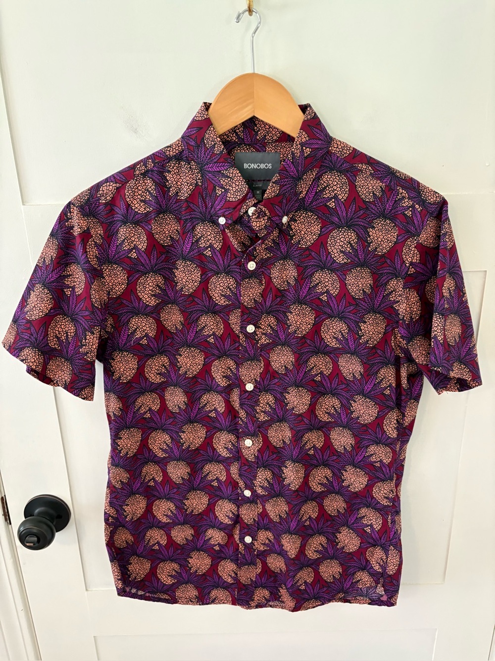 Bonobos Slim Fit Pineapple Riviera Short Sleeve Shirt. Size Medium.